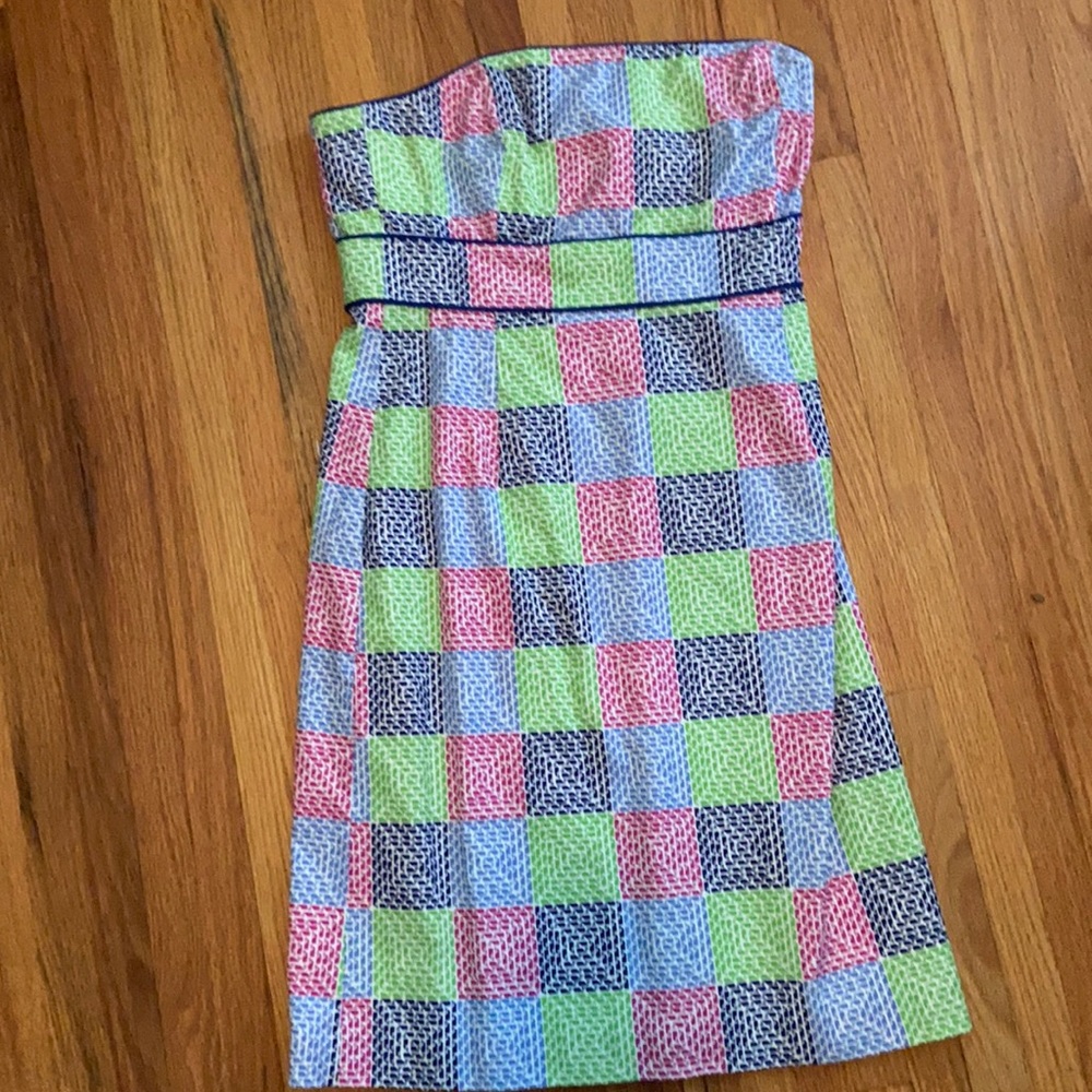 Strapless vineyard vines dress